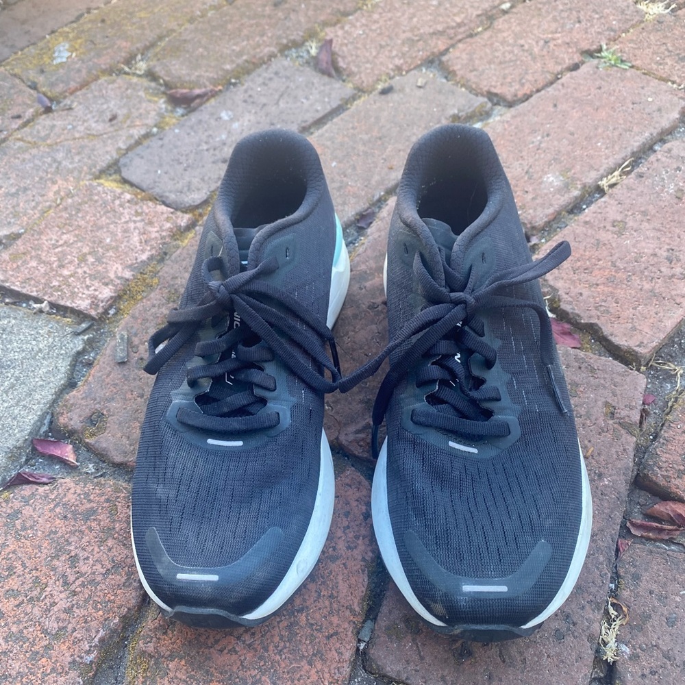 NEW SALOMON SONIC 3 RUNNING SHOES